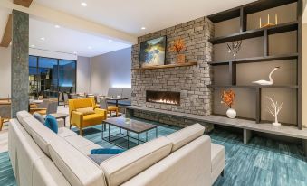 Cambria Hotel Lake Placid - Lakeside Resort