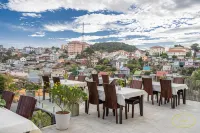 Hong Mon Villa Hotels in Dalat