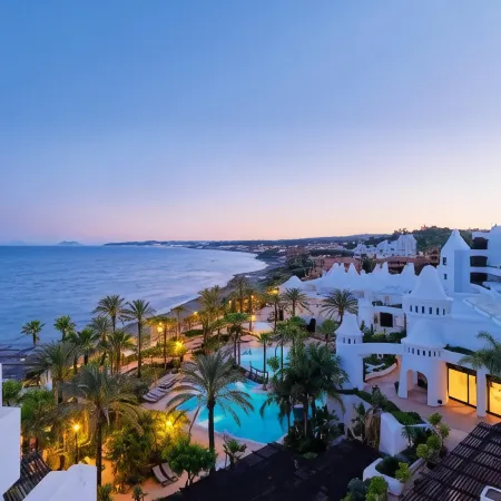 H10 Estepona Palace