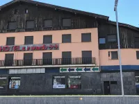 Hotel Refugi Dels Isards Hotels in 