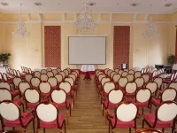 Hotel am Schloss Aurich Hotels in Aurich