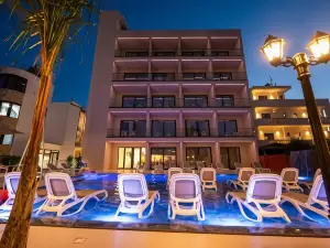 Ksamil Central Park Hotel