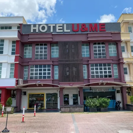 Hotel U and Me Отели рядом с достопримечательностью «Аутлет-центр Johor Premium Outlets»