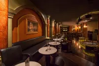 โรงแรมอัล ซาราบ