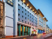 Ibis Glasgow City Centre - Sauchiehall Street Hotels near The Quad