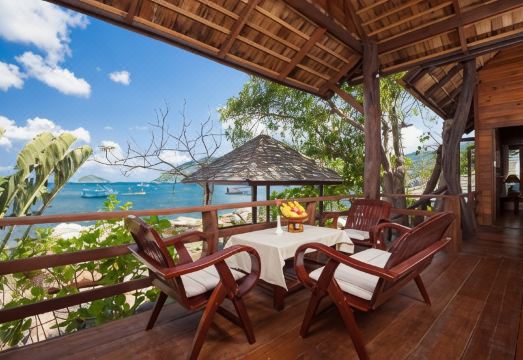 1. 센시 바라다이스..