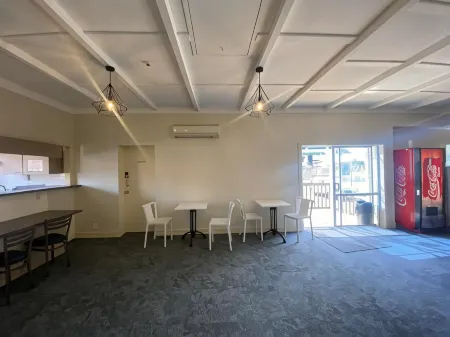 Airport Westney Lodge Отели рядом с достопримечательностью «Окленд Ботаник Гарденс»