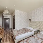 Gold Hotel