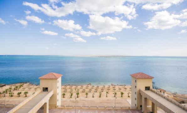 Sky View Suites Hotel - Housity