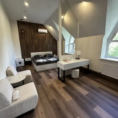 Miass Hotels near Mahalla Number 918 Mosque