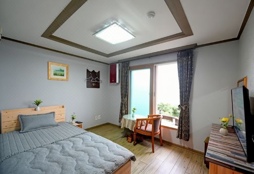 황룡강펜션 전경