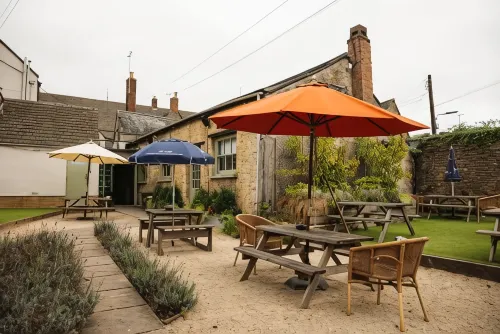 The Bull Hotel Hotel a Coln St. Aldwyns