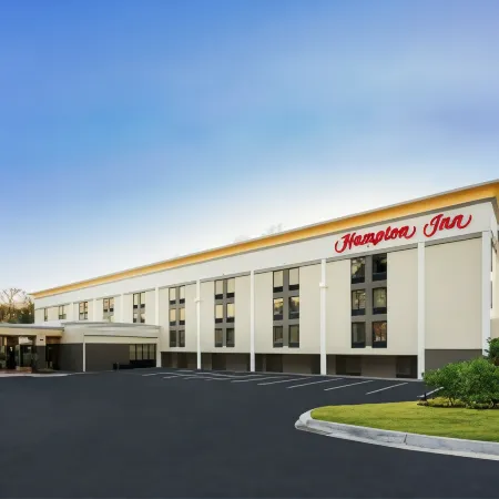Hampton Inn Gainesville Отели рядом с достопримечательностью «Канапаха Ботаникал Гарденс»