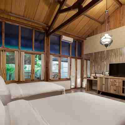 Desa Alamanis Resort Vila Rooms