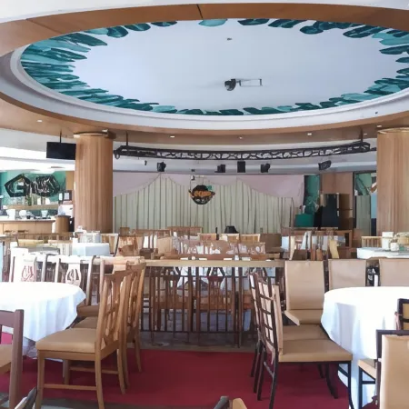 Wattana Park Hotel