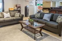 Motel 6 Lester, PA - Philadelphia Airport Hotels in Essington