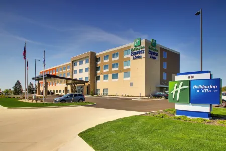 Holiday Inn Express & Suites Findlay North Отели в г. Финдли