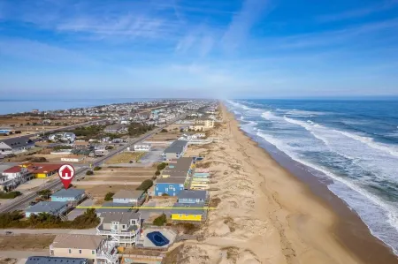 Direct Beach Access at my newly updated cottage in Nags Head, NC