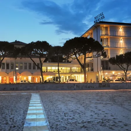 Marina Palace Hotel 4 Stelle S
