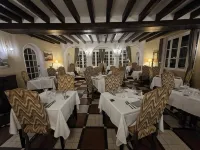 Hotel la Roseraie Hotels in Bléré