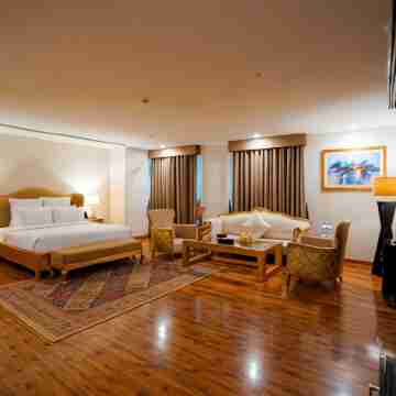Nine Tree Luxury Hotel & Suites Lahore Rooms