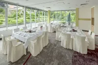 Best Western Premier Hotel Villa Stokkum - parking