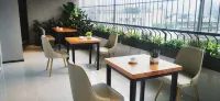 Huanbian Art Hotel (Eastern Suburb Memory Jianshe North Road Subway Station) โรงแรมในJianshe Road and Eastern Suburb Memory Park