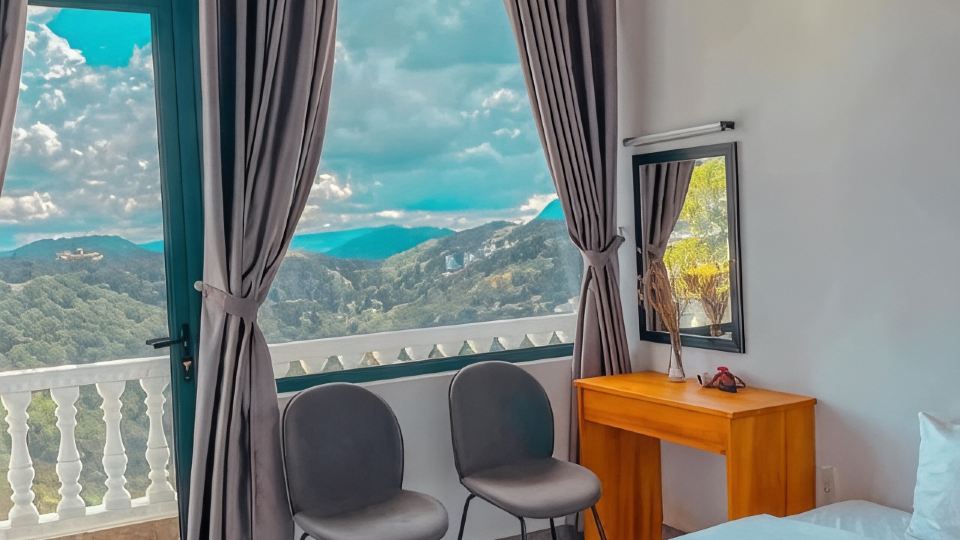 Bee Hill Hotel