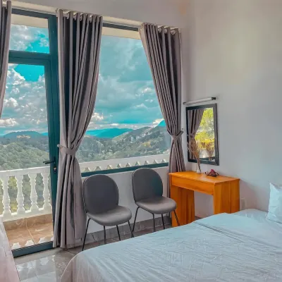 Bee Hill Hotel