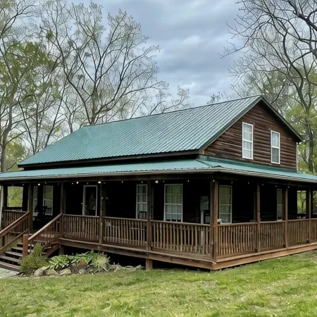 Lake House Getaway at Dale Hollow Lake