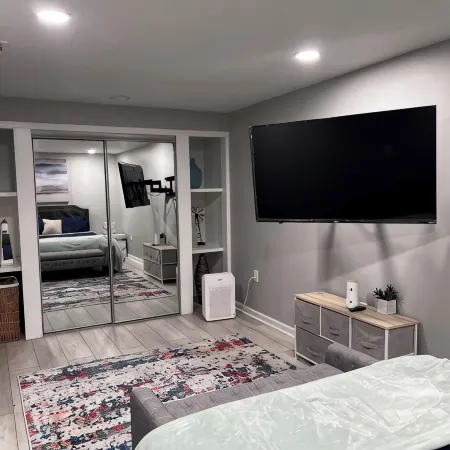 Pristine and Serene 1-BR Apt near Battery Atl
