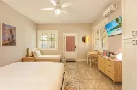 Key West Style Cottage - with pool/hot-tub - 3 estrellas