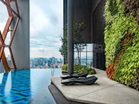 Scarletz Suites KLCC by Minshuku Отели рядом с достопримечательностью «Конгресс-центр The Intermark»
