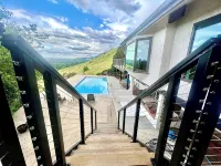 Luxury Boulder Home with Pool, Steam Room & Views - مسبح