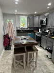 BrotherlyLove—Charming 2-bedroom house with WiFi, AC in lovely Philadelphia - Bungalows