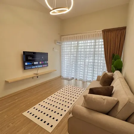 PoloStay Landed House 4 Room for 10 pax