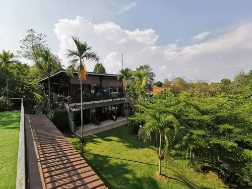 Hor Nok Hook Ta to Resort - Homestays