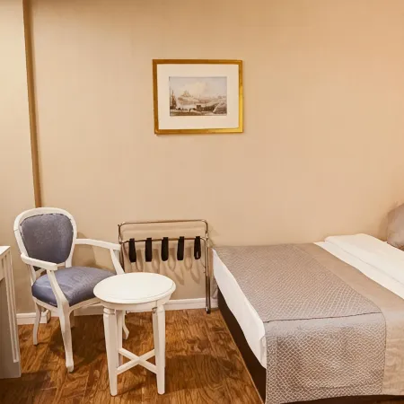 Seres Hotel Old City