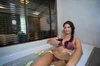 The Tito Suite Residence - Hot Springs