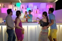 BE Resort Mactan - bar