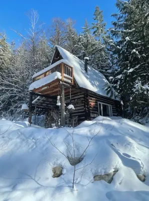 La Luna Tiny Cabin