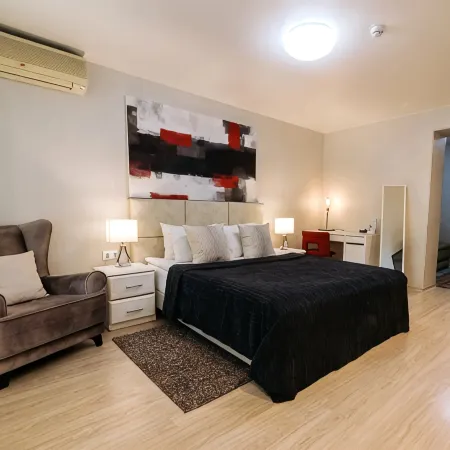 City Apartments - Junior Suite Room