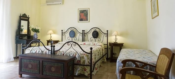 Bed & Breakfast Villa Flora Hotels in Agropoli