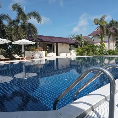 Lanta Garden Hill Resort & Apartments
