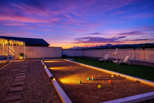 Desert House in Joshua Tree/Yucca Valley with Pool & Hot Tub - Homestays