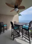 Wow! Gorgeous Direct Oceanfront Kona Reef Condo A25 Dual A/C 3rd Floor Remodeled