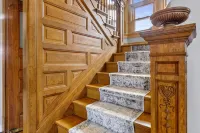 4 Bedroom Historic Charmer Marion Uptown
