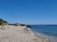 Apartment in residence with two swimming pools 100m from the beach Hoteles en Linguizzetta