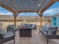 Game Room Adventures : A Family-Friendly Getaway! Hotels in Arvada