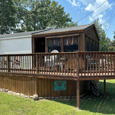 “Sunny Daze” Family-friendly 2-bedroom with a short walk to Kentucky Lake!